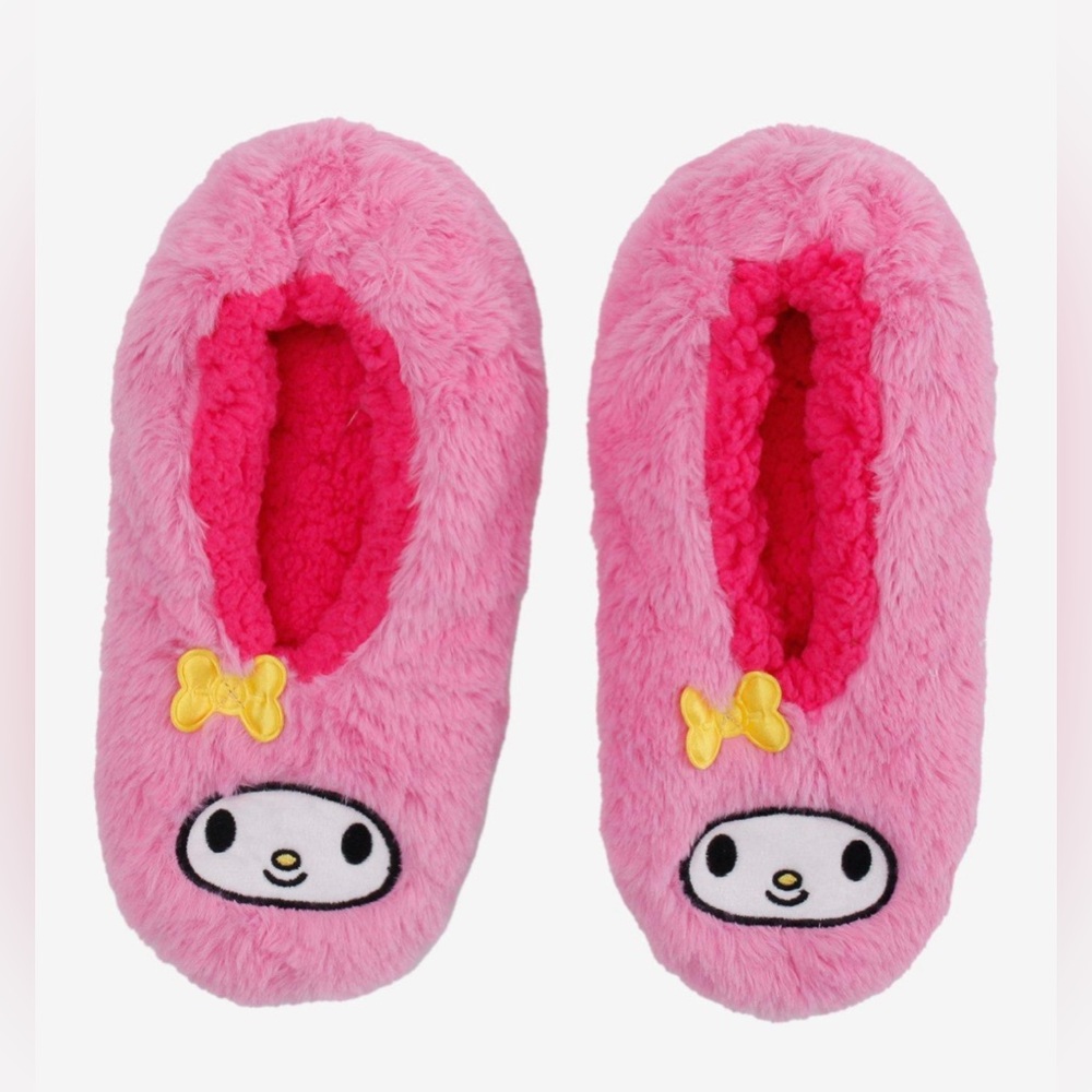 My Melody Pink Fuzzy Slippers- Fits Size 5-10 NWT